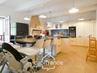  Propri�t�/ch�teau � vendre 10 pi�ces 434 m�