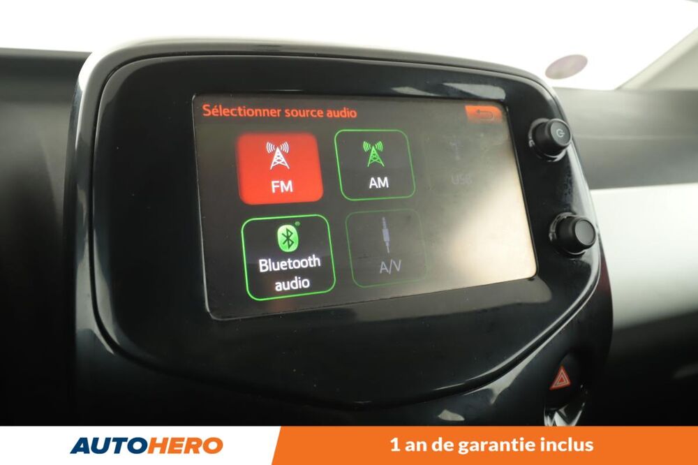 108 1.0 VTi Style ETG5 5P 69 ch 2018 occasion 92130 Issy-les-Moulineaux