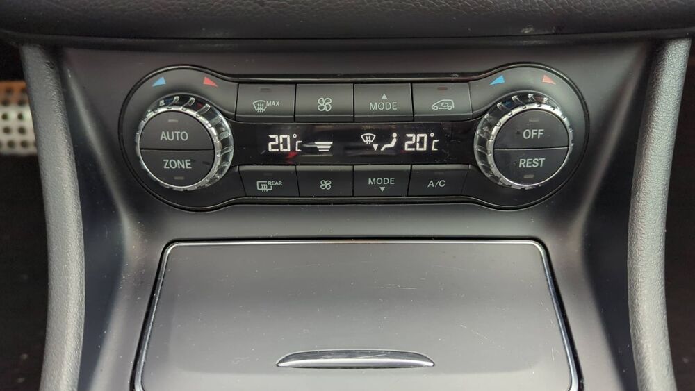 Classe GLA I 200 156 7G-Tronic Fascination - Automatique Toit ouvrant 2017 occasion 59480 La Bassee