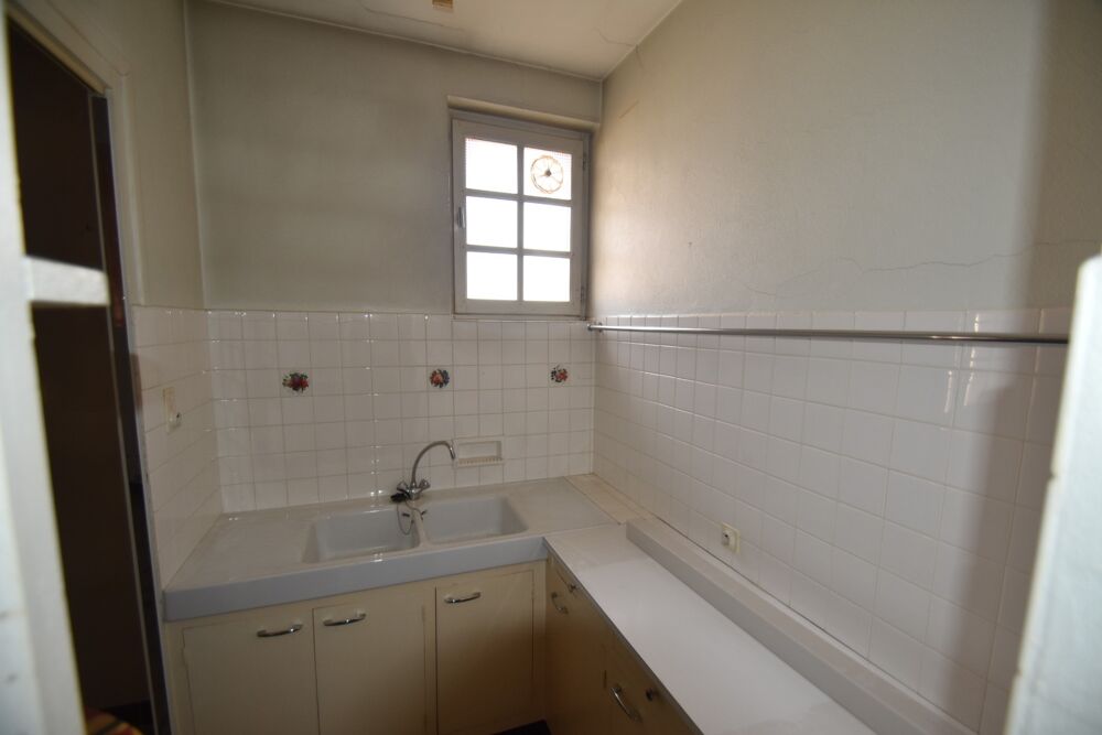 LA CLAYETTE - maison 156m² - avec entrepôt de 210m² sur terrain 3930m²