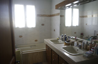  Maison  vendre 8 pices 188 m
