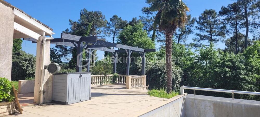 Vente Maison Belle maison 5 chambres avec piscine dans un écrin de verdure à 10 minutes de Montauban Leojac