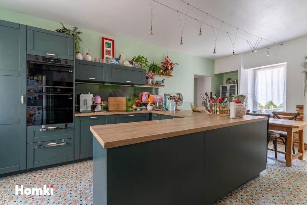Vente Maison Maison de ville T6 de 164 m²avec dépendance à Redessan 30129 Redessan