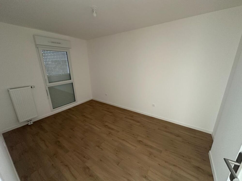 T2 neuf avec balcon et parking à Mainvilliers