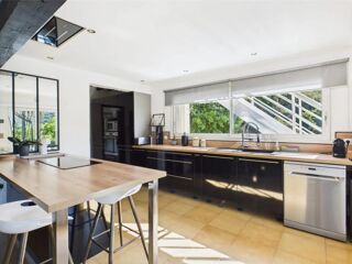  Propriété/château à vendre 12 pièces 288 m²