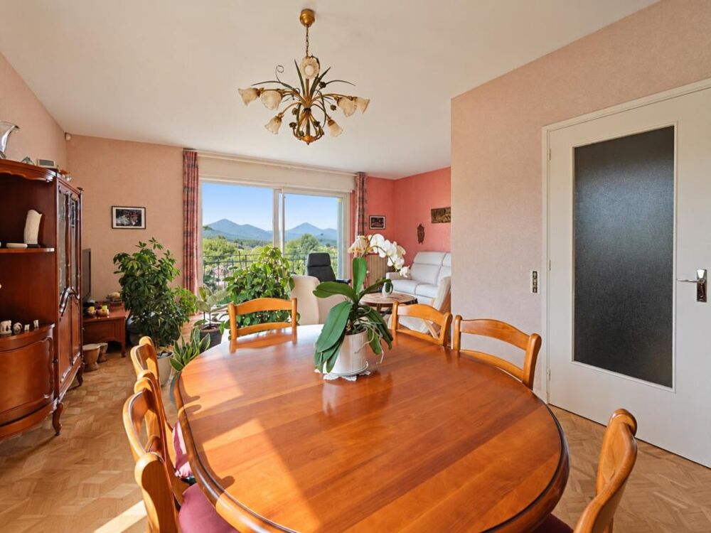 Vente Maison Maison à vendre 7 pièces ROMAGNAT (63) Romagnat