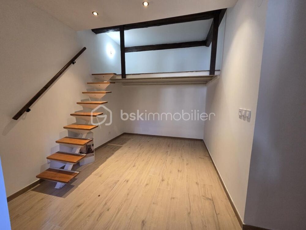 Vente Appartement SÈTE – QUARTIER DES HALLES – CHARMANT STUDIO AVEC MEZZANINE ENTIÈREMENT RÉNOVÉ Sete