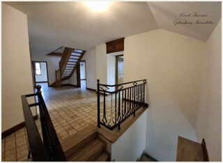  Immeuble à vendre 888 m²