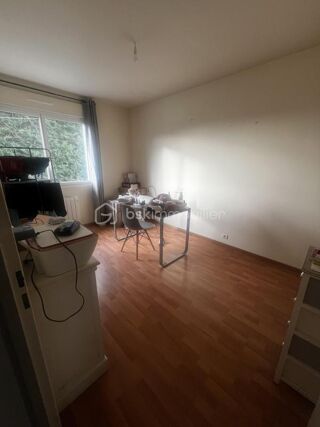 Vente Maison Maison de 92 m² avec jardin de 1 000 m² sans vis-à-vis, à proximité de Fougères La selle en luitre