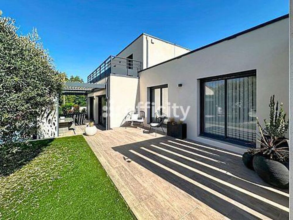 � vendre  Villa Beausemblant (26240)