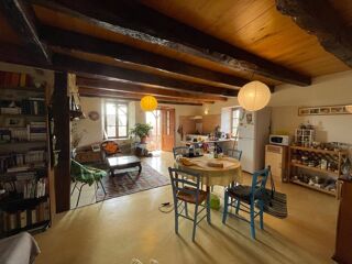  Immeuble à vendre 7 pièces 180 m²