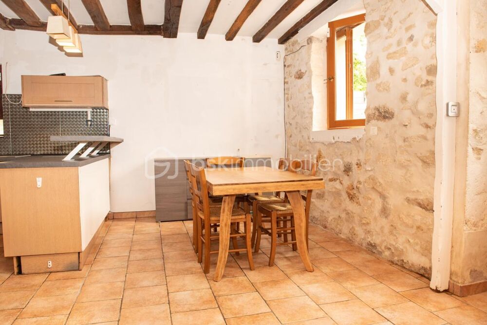 - Prix en baisse pour ce bien top pour ceux/celles qui ne craignent pas les travaux - Coup de coeur - A visiter ! -