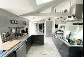  Maison  vendre 6 pices 180 m