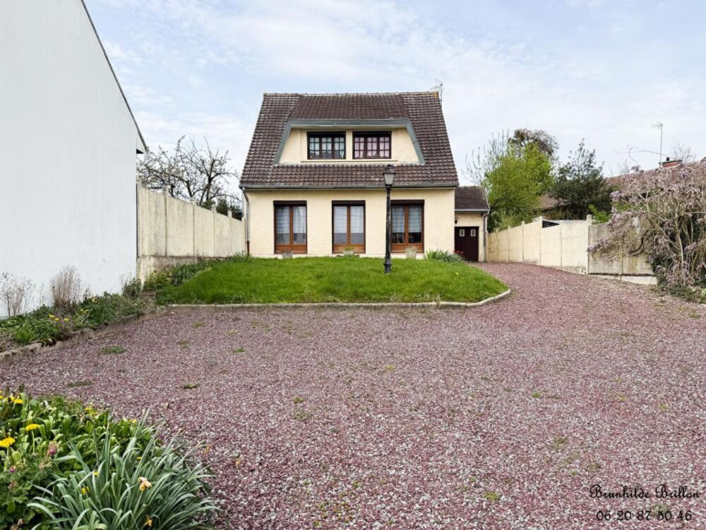 Maison Fampoux 130 m2, 3 chambres, 2 salles de bains, garage