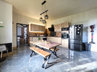  Maison  vendre 4 pices 99 m