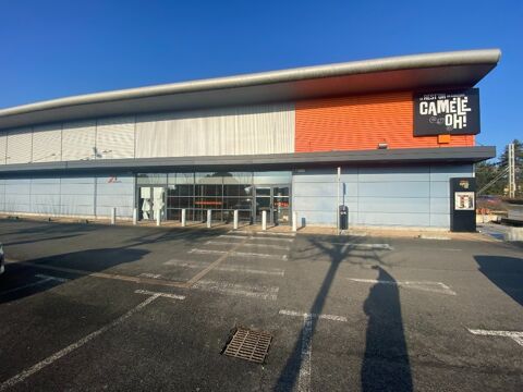   A LOUER - CELLULE COMMERCIALE 