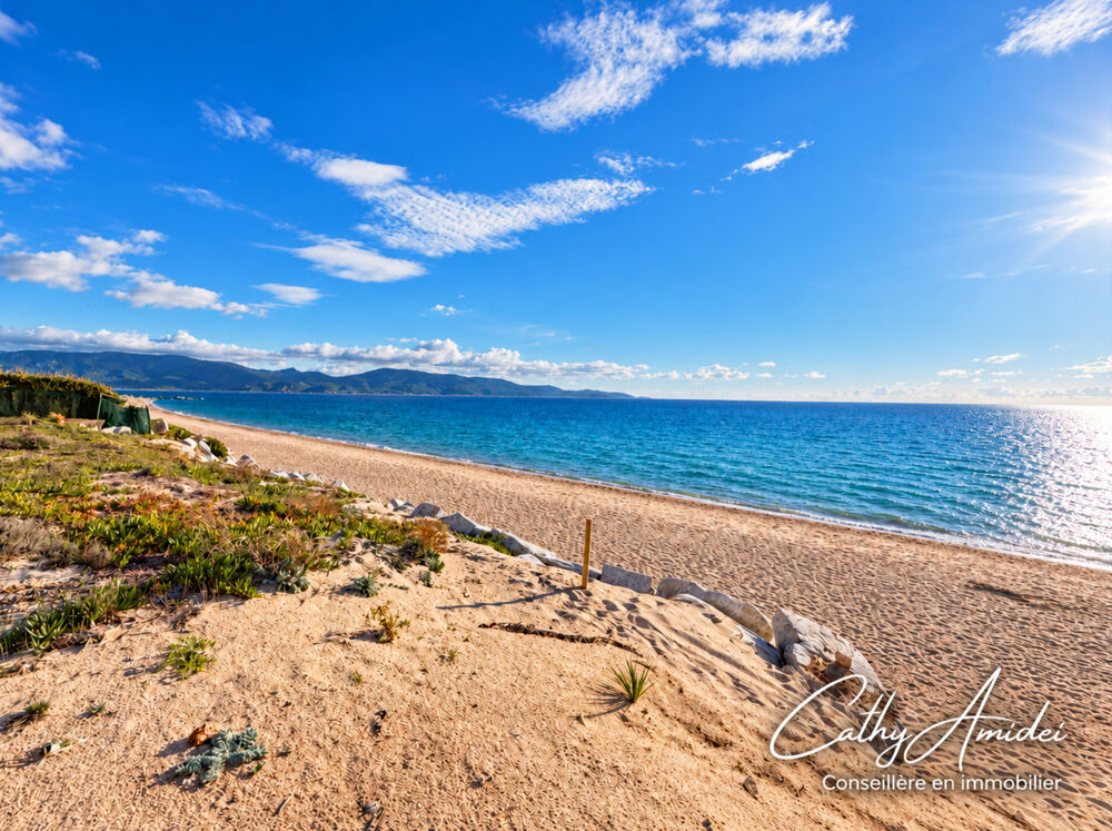 Vente Appartement OLMETO-PLAGE (CORSE) : A vendre Studio en front de mer, terrasse, dernier étage, accès direct à la plage Olmeto
