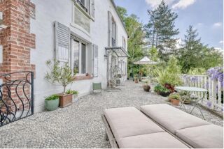  Appartement � vendre 8 pi�ces 230 m�