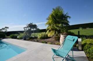  Villa � vendre 5 pi�ces 160 m�