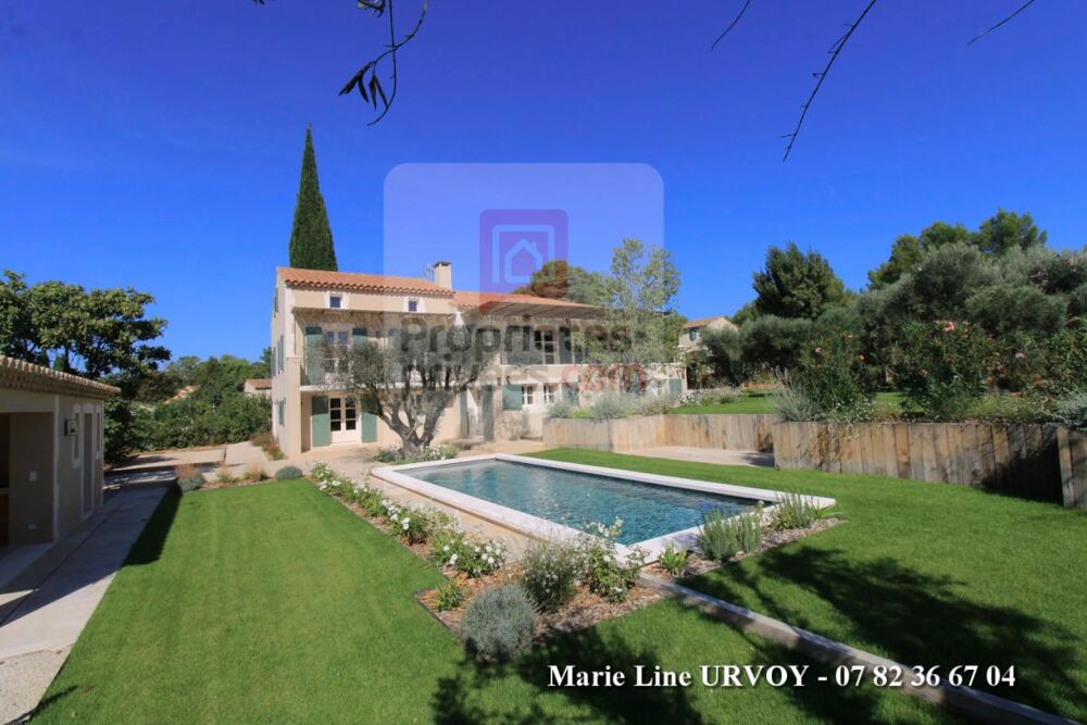 Vente Maison Propriété de charme 300 m² au coeur des Alpilles avec piscine et jardin paysagé Maussane les alpilles