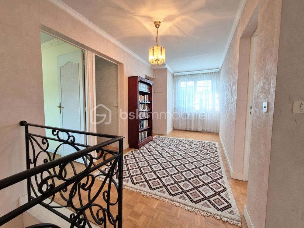 à vendre  Propriété/château Saint-Maur-des-Fossés (94100)
