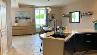  Propriété/château à vendre 6 pièces 210 m²