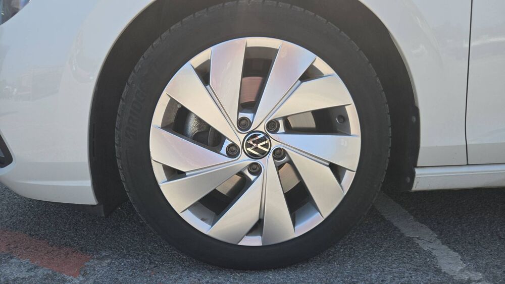 Golf VIII 1.5 eTSi 150 DSG7 R-Line 1st - Automatique Toit ouvrant 2020 occasion 83000 Toulon