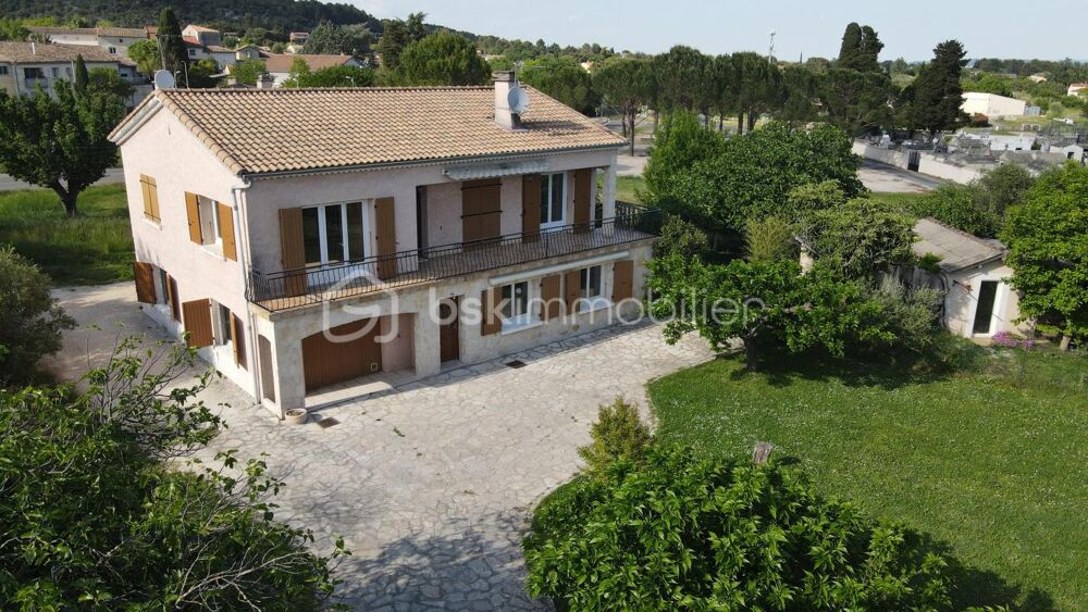 Villa double habitation sur 1810 m² avec vue