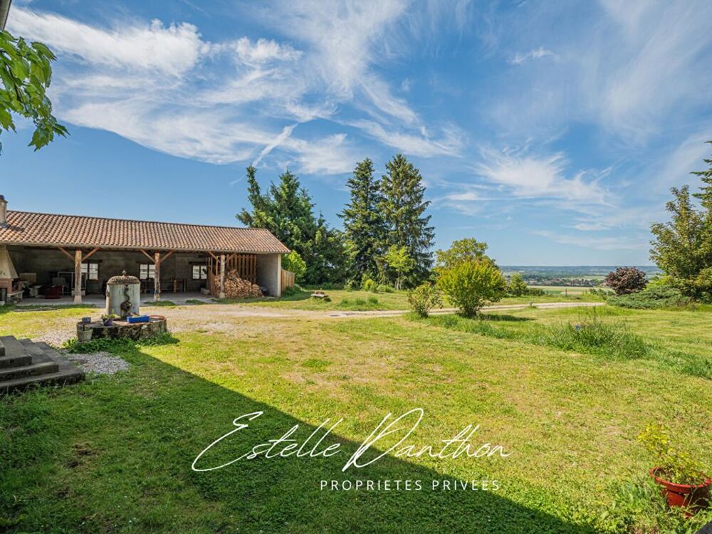 Vente Maison Maison Viriville de 135 m2 avec terrain de 5500m2 Viriville