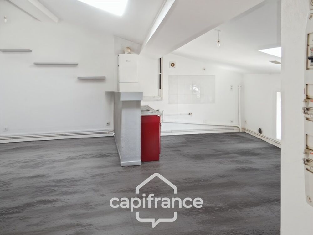 Vente Immeuble Immeuble à vendre BEAUMONT (63) 5 appartements Beaumont