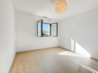  Villa à louer 4 pièces 123 m²