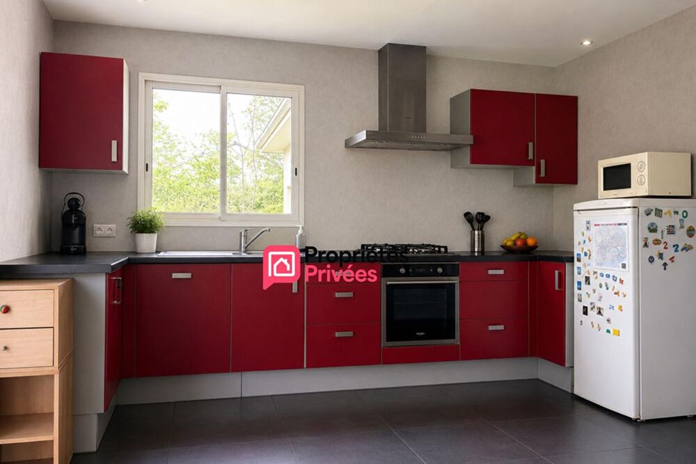 Vente Maison Coup de coeur maison T6 de plain-pied de 195m², terrain 1200m² PAUGNAT 63410 Charbonnieres les varennes