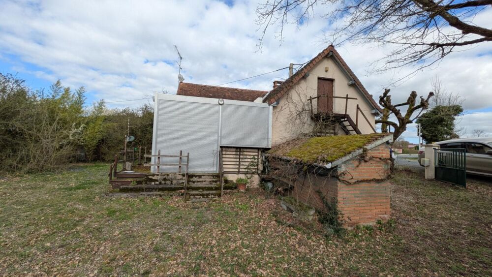 Vente Maison Charmante maison à rénover sur une parcelle de 1800 m² Montoldre