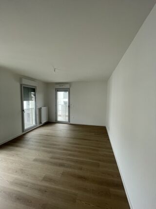  Appartement à louer 3 pièces 61 m²