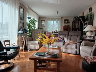  Maison à vendre 9 pièces 230 m²