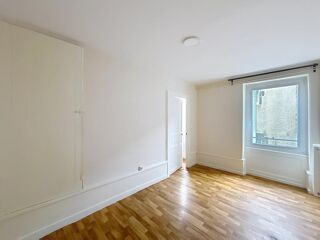  Appartement à louer 3 pièces 55 m²