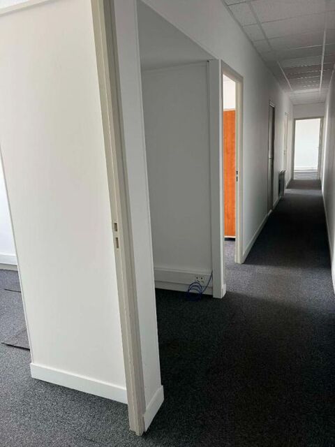   Secteur CREIL, Parc Alata -  BUREAUX 75 m² et 85 m² 