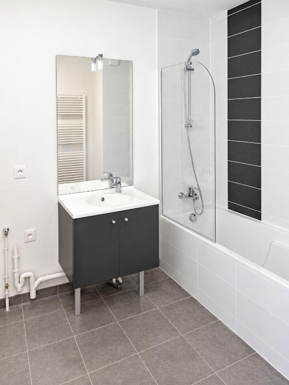 Location Appartement Beau T3 avec terrasse et parking à LORMONT Lormont