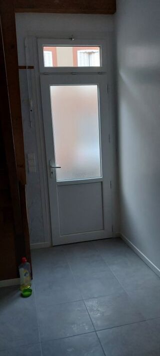  Appartement à louer 2 pièces 34 m²
