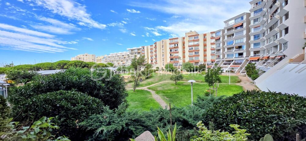 CARNON PORT- SPACIEUX T3 TRAVERSANT DE 81m2 TERRASSE-CLIMATISATION-ASCENSEUR