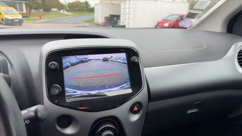 Aygo 1.0 72 X-Play 2019 occasion 76140 Le Petit Quevilly