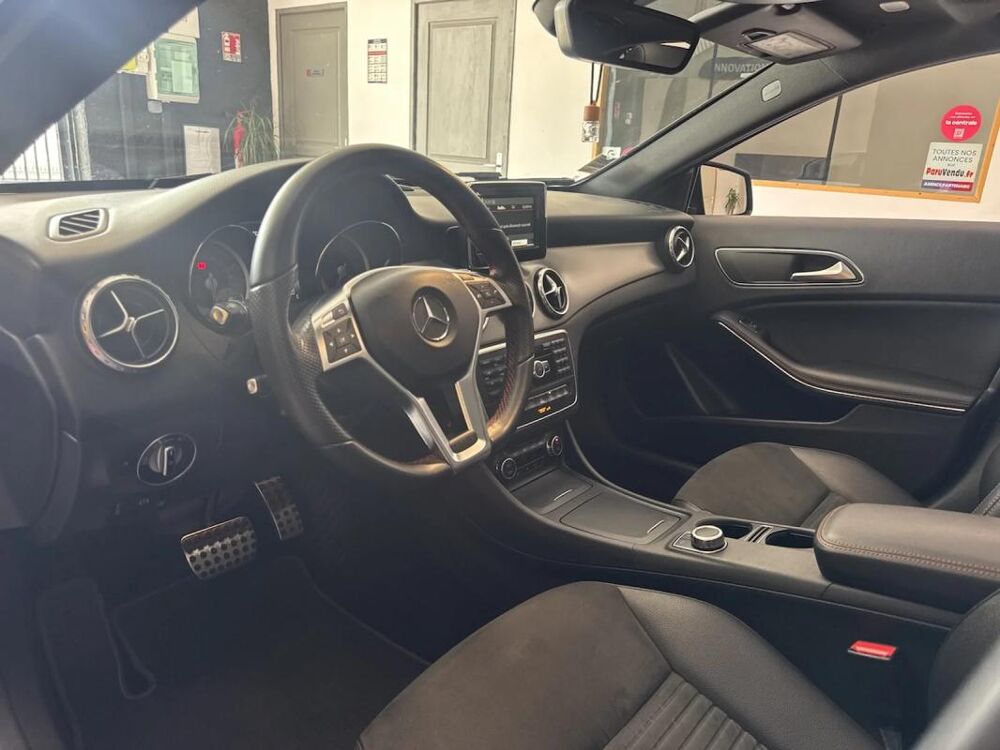 Classe GLA 220 2.1 CDi 16V 4MATIC 7G-DCT 170 cv FASCINATION PACK AMG 2015 occasion 34500 B&eacute;ziers