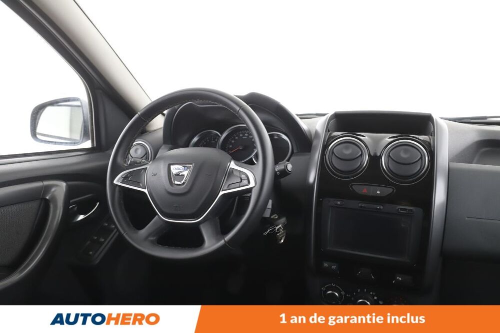 Duster 1.2 TCe Black Touch 4x2 125 ch 2017 occasion 92130 Issy-les-Moulineaux