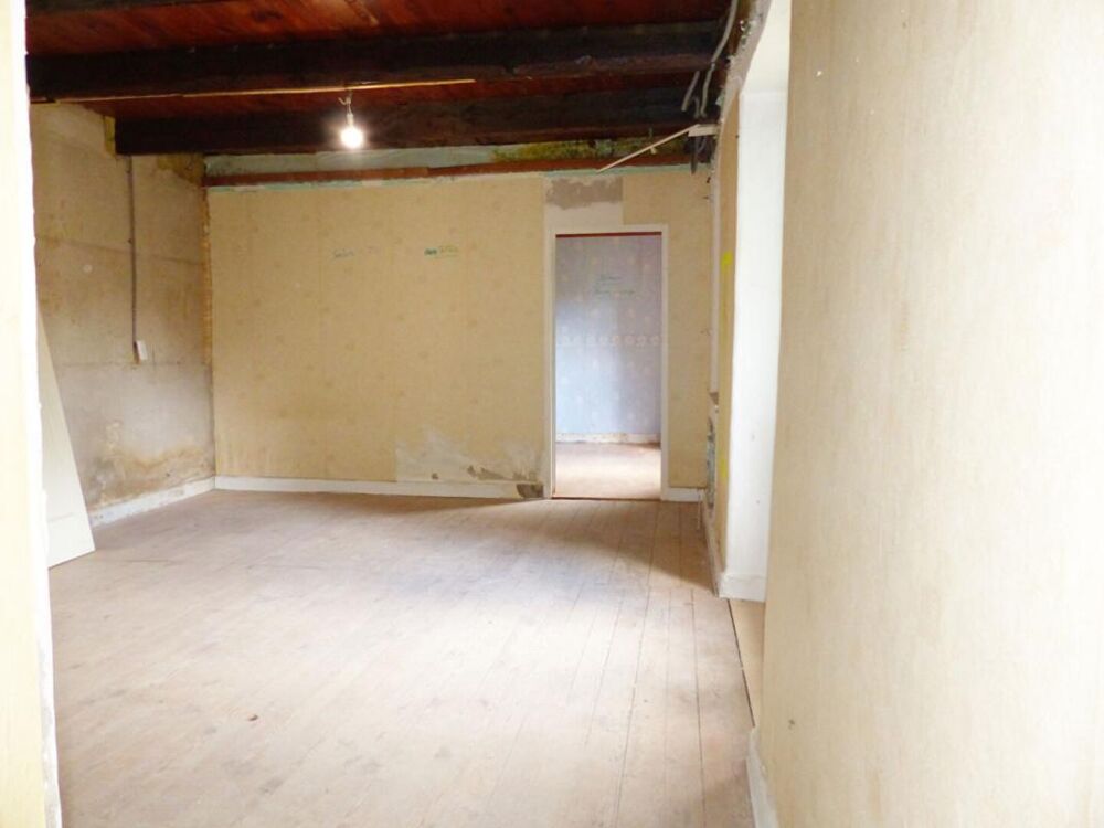 Maison Saint Hostien 11 pièce(s) 225 m2