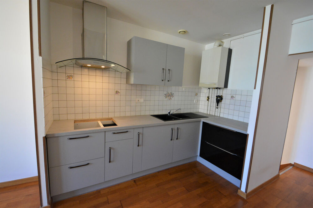 Dpt Nord (59), à louer CAMBRAI appartement T3 - 55 m² - 1er étage