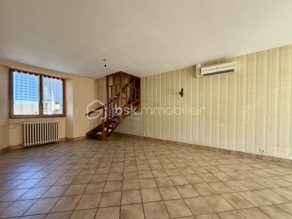 Ensemble immobilier centre bourg