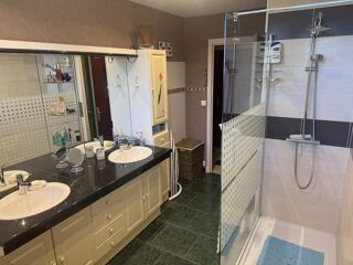  Maison � vendre 7 pi�ces 190 m�