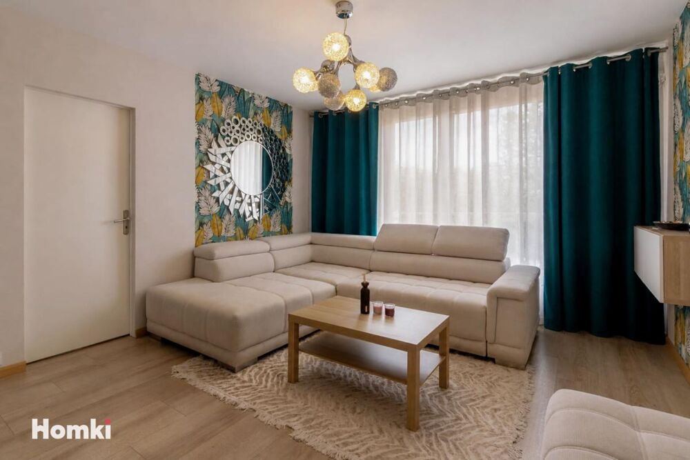 Vente Appartement Appartement T3 de 57 m² à Bron 69500, Rue Marcel Bramet Bron