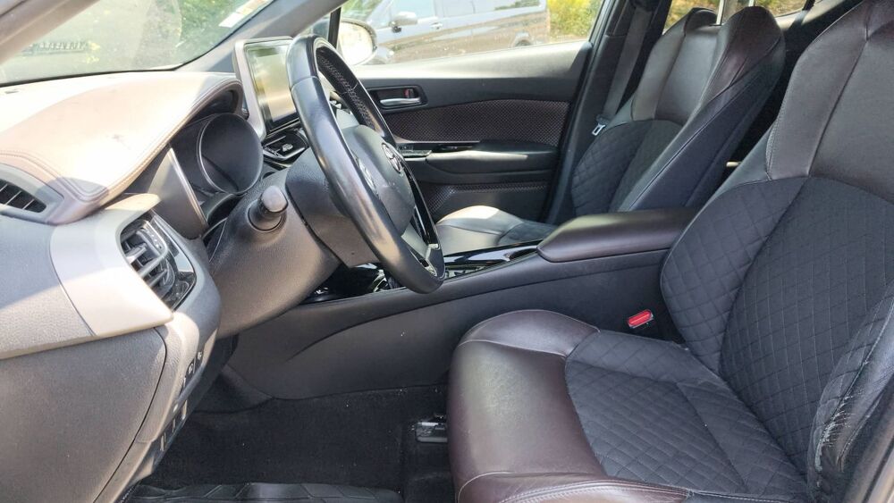 C-HR 1.8 VVT-i 122 Hybride 2WD CVT Distinctive 2018 occasion 44860 Pont Saint Martin