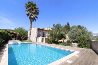  Villa � vendre 5 pi�ces 140 m�